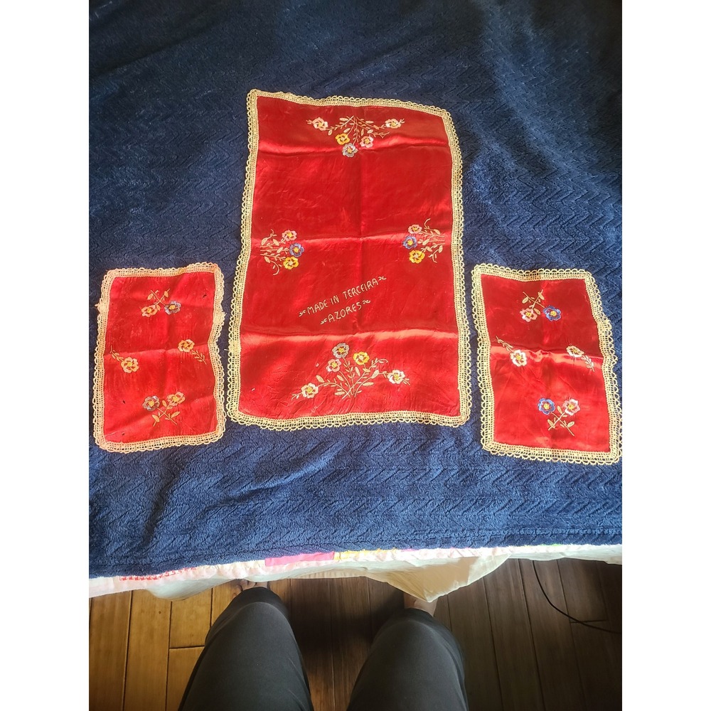 Vintage Terceira Azores Embroidered Red Silk Linens Set 3pc Floral Crochet Lace